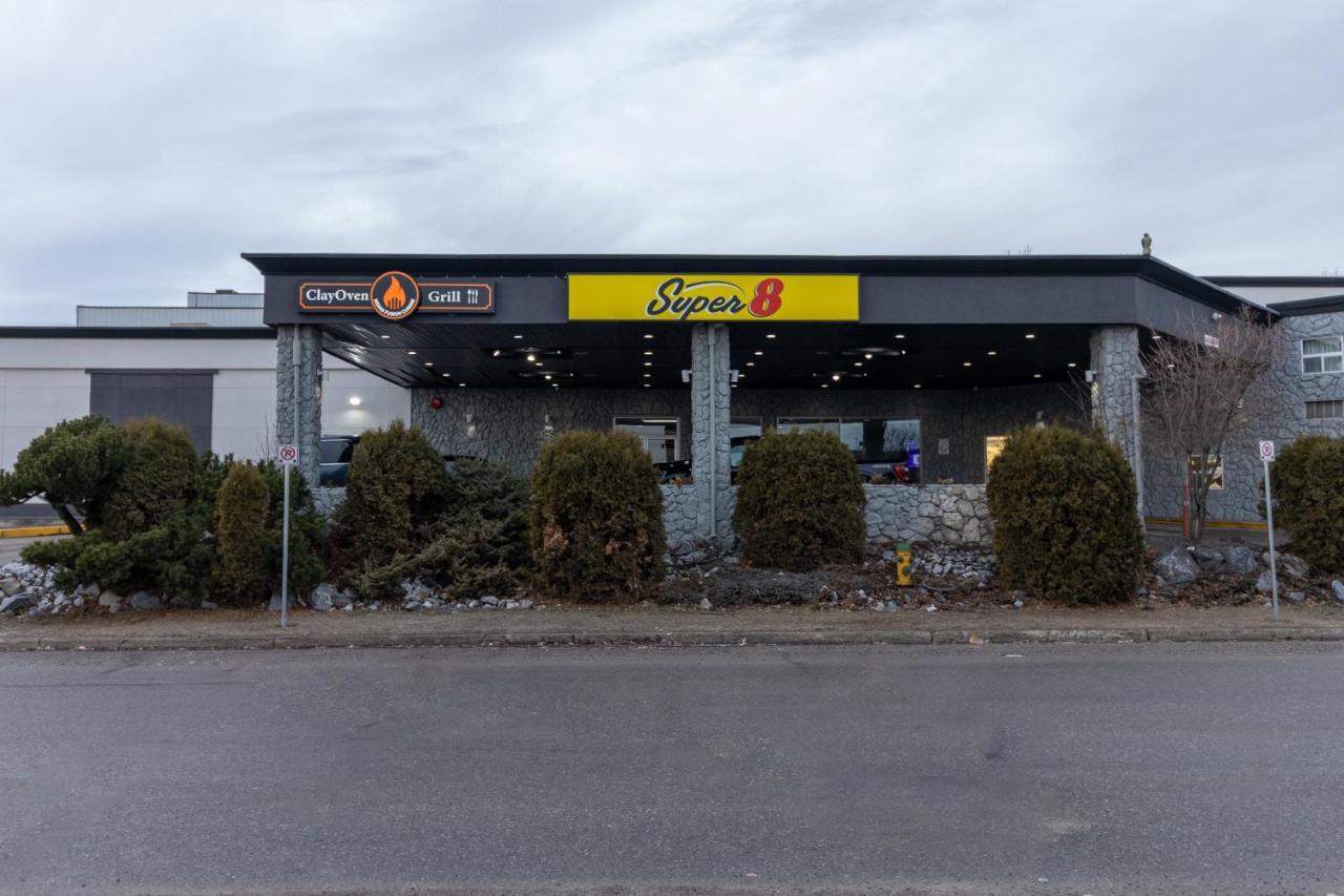 Super 8 By Wyndham Prince George Exterior photo