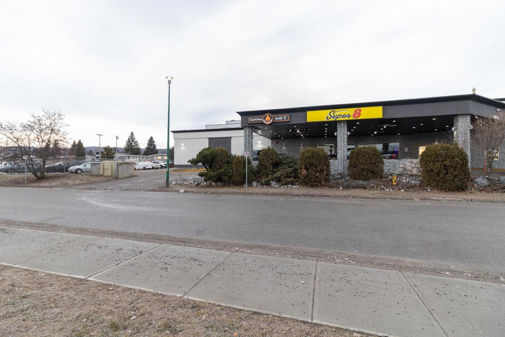 Super 8 By Wyndham Prince George Exterior photo