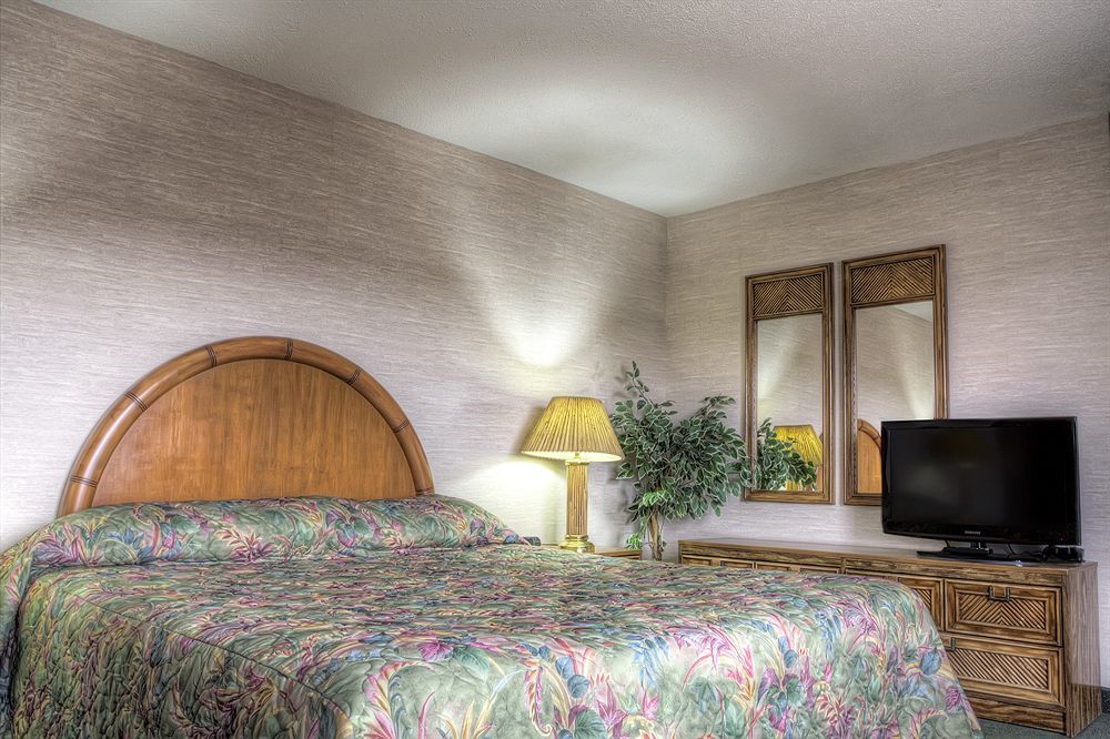 Super 8 By Wyndham Prince George Exterior photo