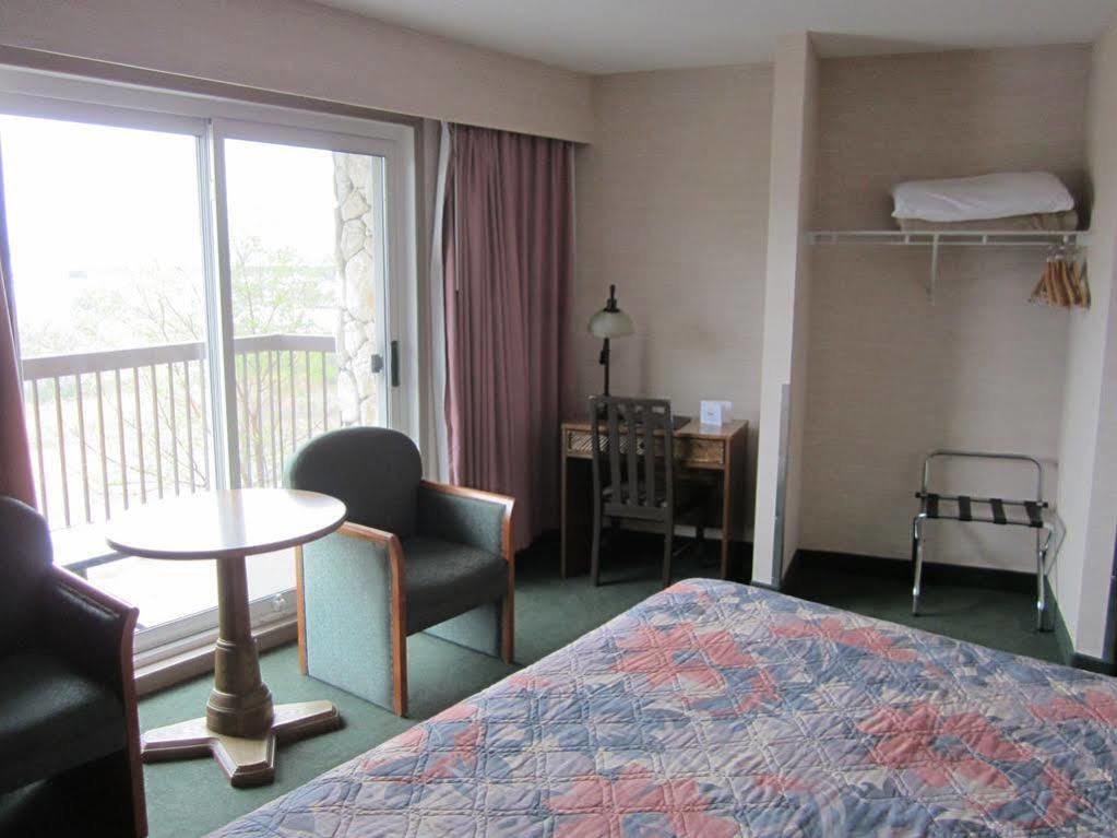 Super 8 By Wyndham Prince George Exterior photo